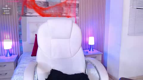 Snapshot of iisabella_smith_ chatting on October 2025 07:59:01 PM Isa online show from October 2025 07:59:01 PM