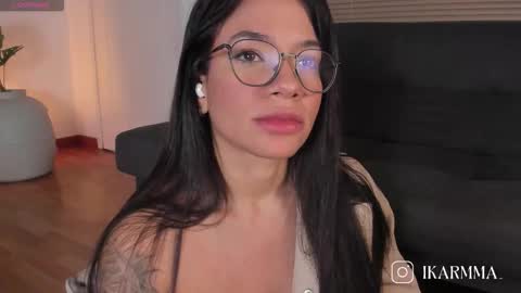 Lua     online show from March 2026 09:51:01 PM