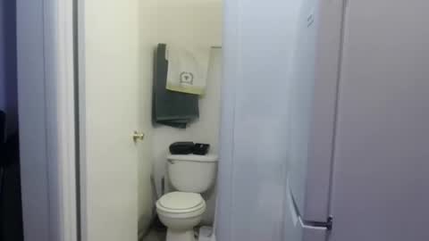 IkebbcDaddy online show from December 2024 05:54:01 PM