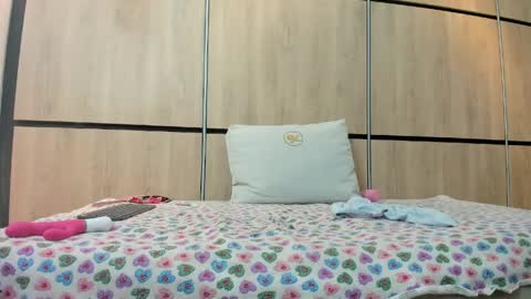 ikia lopez online show from April 2026 12:29:02 PM