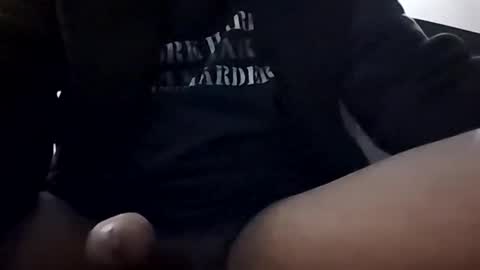 Snapshot of ikylong chatting on December 2024 05:04:01 PM Iky online show from December 2024 05:04:01 PM