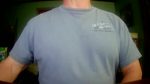 Snapshot of il_undercover chatting on May 2026 10:11:02 AM il_undercover online show from May 2026 10:11:02 AM