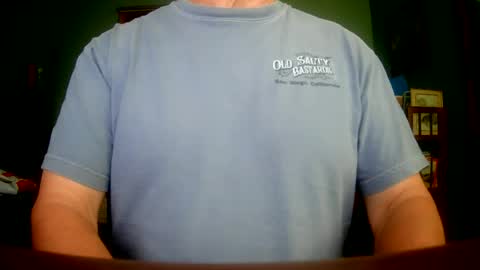 Snapshot of il_undercover chatting on June 2026 10:28:02 AM il_undercover online show from June 2026 10:28:02 AM