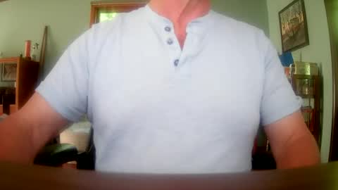 Snapshot of il_undercover chatting on June 2026 01:03:02 PM il_undercover online show from June 2026 01:03:02 PM