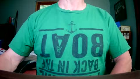Snapshot of il_undercover chatting on June 2026 11:24:02 AM il_undercover online show from June 2026 11:24:02 AM