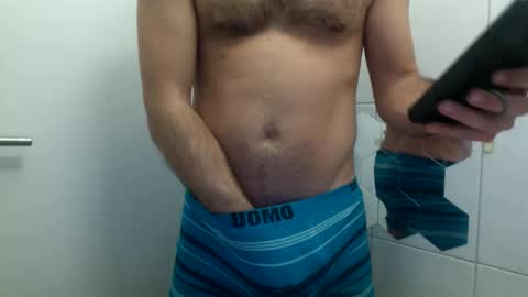 Snapshot of ilcaponero chatting on March 2026 12:49:02 AM ilcaponero online show from March 2026 12:49:02 AM