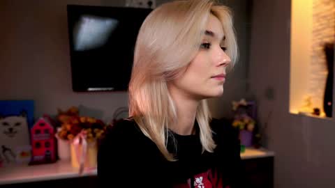 ileanacampbel online show from February 2025 06:46:02 AM