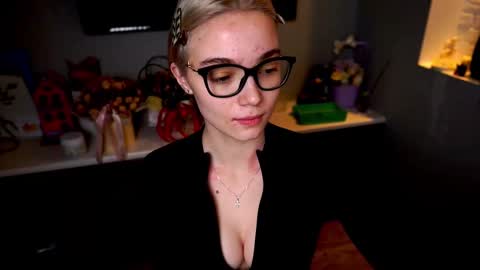 ileanacampbel online show from February 2025 03:29:02 AM