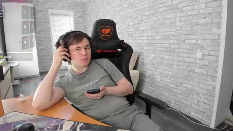 iliaskris online show from February 2025 08:37:02 AM
