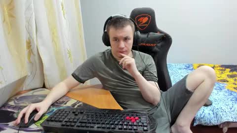 iliaskris online show from October 2025 06:37:01 PM