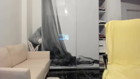 Bamby online show from February 2026 06:04:02 PM