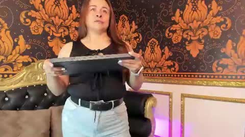Snapshot of iliy_pervertedx chatting on July 2026 11:39:02 AM LILY online show from July 2026 11:39:02 AM