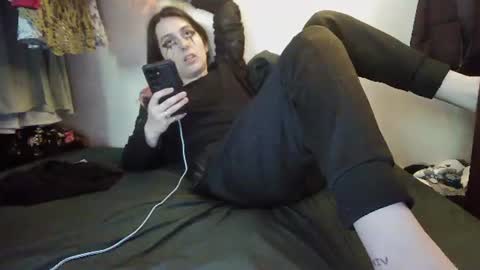 Snapshot of illlypad_lilac chatting on June 2026 11:49:01 PM Lilly online show from June 2026 11:49:01 PM