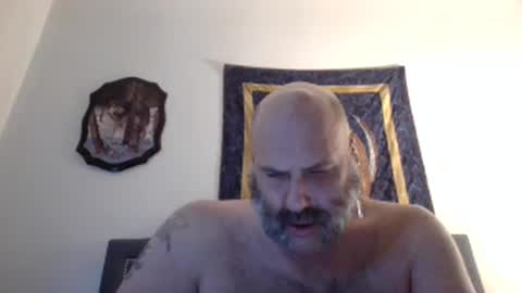 Snapshot of illuminatititan chatting on February 2025 11:00:01 PM Raziel illuminati Titan online show from February 2025 11:00:01 PM