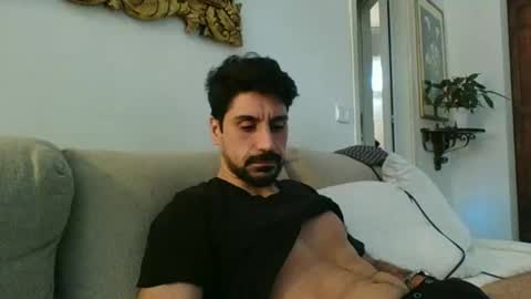 Snapshot of ilmangj90 chatting on February 2025 09:37:01 AM ilmangj90 online show from February 2025 09:37:01 AM