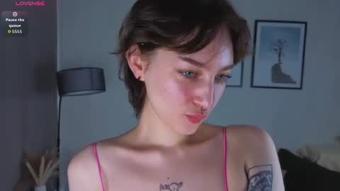 Hello everyone Im Lily online show from June 2026 01:14:01 AM
