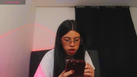 Snapshot of ily_bea chatting on January 2025 01:07:02 AM Ily Bea online show from January 2025 01:07:02 AM