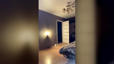 ilyahrr online show from February 2026 09:41:01 PM