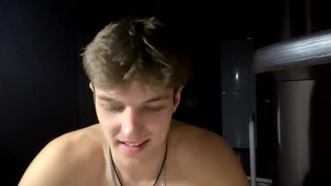 ilyahrr online show from March 2026 06:58:01 PM