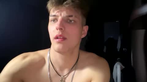 ilyahrr online show from March 2026 06:56:02 PM