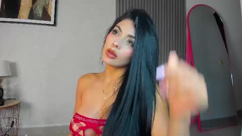 Snapshot of im__hanna chatting on July 2026 01:33:01 AM hanna online show from July 2026 01:33:01 AM