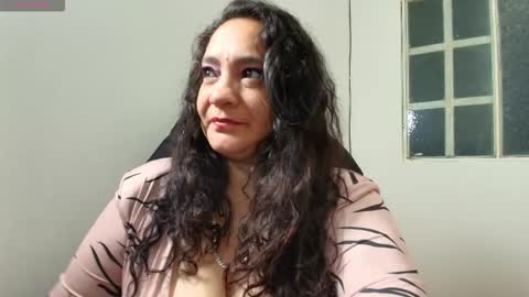 Snapshot of im_alaya chatting on February 2026 04:19:02 AM Alaya online show from February 2026 04:19:02 AM