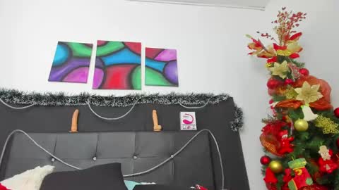 Angela online show from December 2024 08:15:01 PM