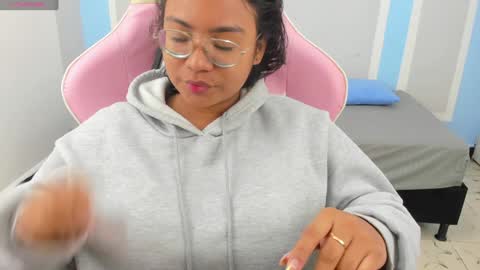 Angela online show from January 2025 03:12:02 AM