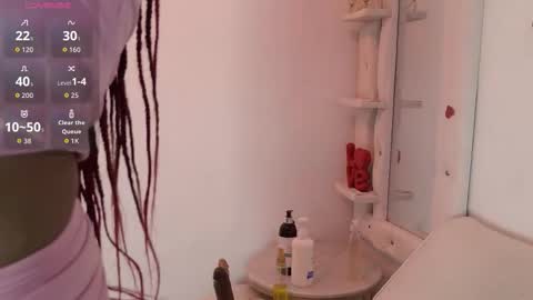 Ariana online show from November 2025 12:55:01 PM