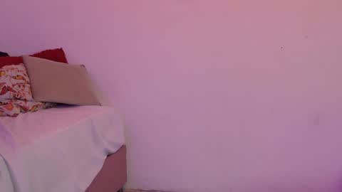 Snapshot of im_aurora_ chatting on October 2025 07:07:02 PM aurora online show from October 2025 07:07:02 PM