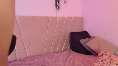 Snapshot of im_aurora_ chatting on November 2025 09:26:01 PM aurora online show from November 2025 09:26:01 PM