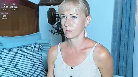 Christine -  online show from November 2025 12:50:02 PM