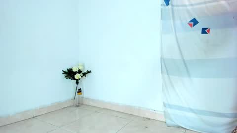 Snapshot of im_brittany_333 chatting on November 2025 04:42:01 PM im_brittany_333 online show from November 2025 04:42:01 PM