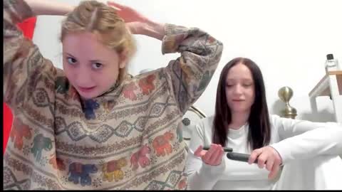 Blonde and Brunette or Ashley and Ellis online show from November 2025 08:25:01 AM