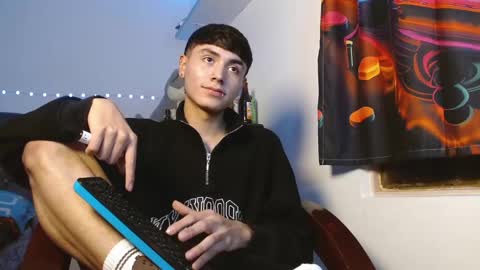 im_juanda online show from December 2024 04:56:02 AM