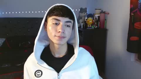 im_juanda online show from December 2024 10:34:02 PM