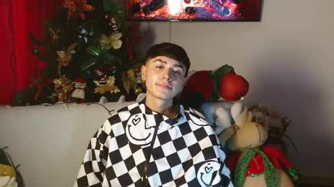 im_juanda online show from December 2024 08:27:02 PM