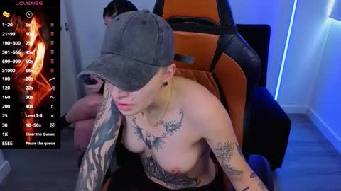 Laia online show from October 2025 06:15:01 PM