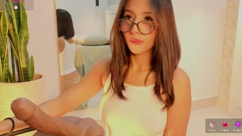 im_lisacb online show from April 2026 12:03:02 PM