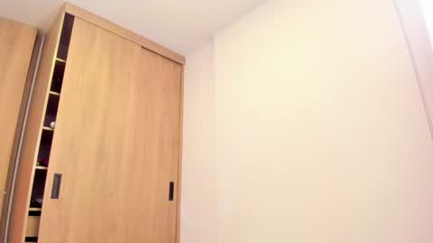 Luna online show from December 2024 12:41:02 AM