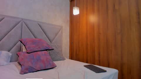 Manu  online show from February 2026 03:19:01 PM