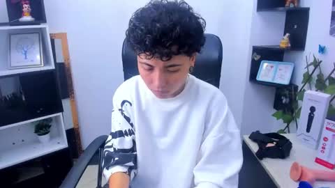 mathias online show from November 2025 03:06:01 AM