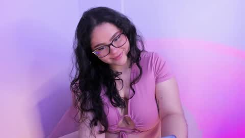 mei mei uwu online show from October 2025 12:00:01 AM