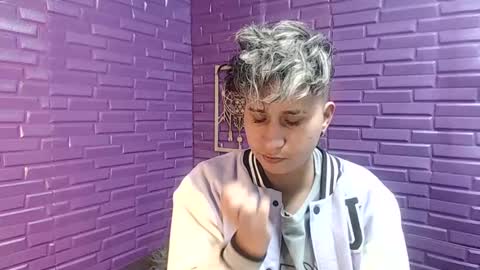 Snapshot of im_milan_rs chatting on January 2025 06:45:01 AM im_milan_rs online show from January 2025 06:45:01 AM