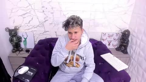 Snapshot of im_milan_rs chatting on January 2025 06:42:01 AM im_milan_rs online show from January 2025 06:42:01 AM