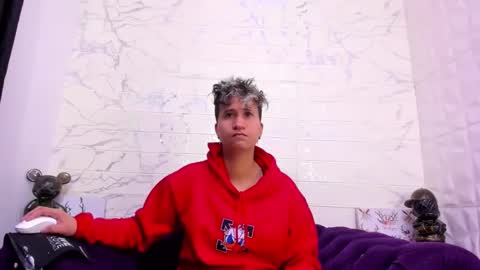 Snapshot of im_milan_rs chatting on January 2025 04:18:02 AM im_milan_rs online show from January 2025 04:18:02 AM