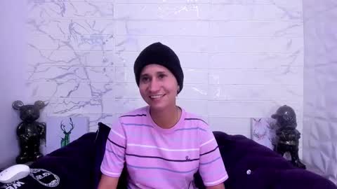 Snapshot of im_milan_rs chatting on January 2025 01:54:01 AM im_milan_rs online show from January 2025 01:54:01 AM