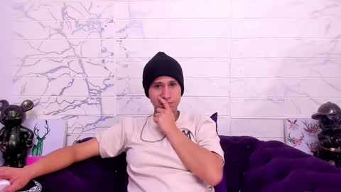 Snapshot of im_milan_rs chatting on February 2025 04:06:01 AM im_milan_rs online show from February 2025 04:06:01 AM