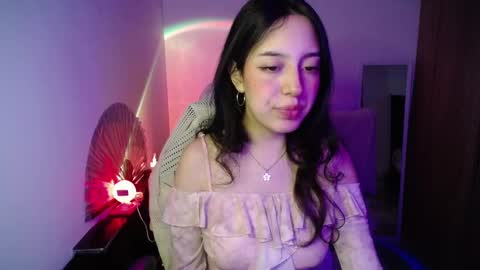 Snapshot of im_misssilver chatting on October 2025 11:01:02 PM im_misssilver online show from October 2025 11:01:02 PM