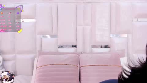 Moly  online show from September 2025 08:47:02 PM